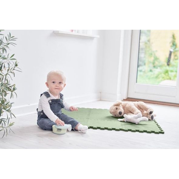 BABY DAN HRACÍ PODLOŽKA PUZZLE SOFT GREEN 90X90 CM - HRACÍ PODLOŽKY NA ZEM - SPINKÁNÍ