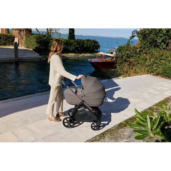 KOČÁREK INGLESINA APTICA DARWIN RECLINE EVO 4V1 2026 CRYSTAL GREY - TROJKOMBINACE - KOČÁRKY A PŘÍSLUŠENSTVÍ
