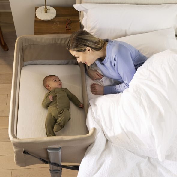 GRACO SWEET2SLEEP™ OATMEAL - KOŠÍKY A KOLÉBKY - SPINKÁNÍ