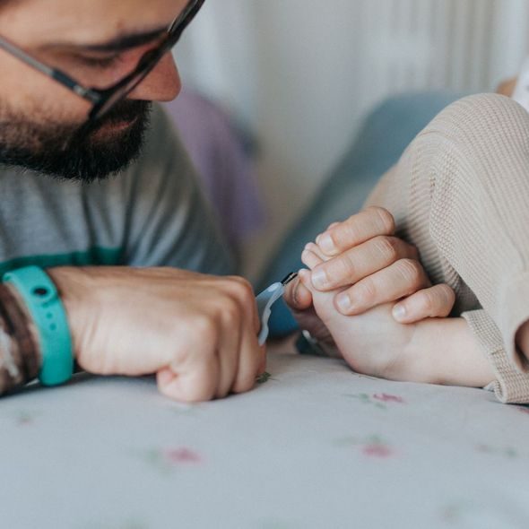 NŮŽKY KOJENECKÉ DREAMS - PÉČE O NEHTY - KOUPÁNÍ A ZDRAVÍ