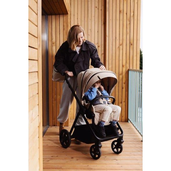 MOMI 2V1 GISELLE ŠEDÝ 2024 - DVOJKOMBINACE - KOČÁRKY A PŘÍSLUŠENSTVÍ