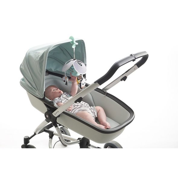 TINY LOVE MINI KOLOTOČ NA CESTY MAGICAL TALES - HRAČKY K ZAVĚŠENÍ - PRO DĚTI