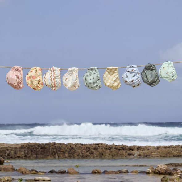 LÄSSIG SPLASH SWIM DIAPER SURFBOARDS SEA SALT 13-18 MO. - KOJENECKÉ PLAVKY - KOUPÁNÍ A ZDRAVÍ