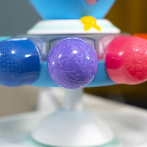 BABY EINSTEIN HRAČKA SENZORICKÁ CHOBOTNICE S PŘÍSAVKOU OPUS'S SPIN & SEA™ 3M+ - HRAČKY SE ZVUKY - PRO DĚTI