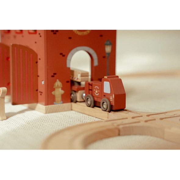 LITTLE DUTCH HASIČSKÁ STANICE DŘEVĚNÁ - LITTLE DUTCH - PRO DĚTI