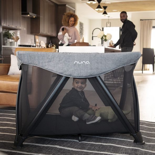 NUNA SENA AIRE CHARCOAL - CESTOVNÍ POSTÝLKY - SPINKÁNÍ