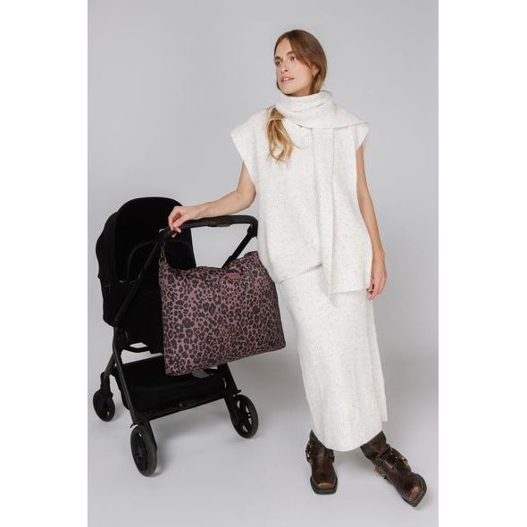 STUDIO NOOS PUFFY DIAPER BAG PŘEBALOVACÍ TAŠKA RED LEOPARD - ORGANIZÉRY A KOŠÍKY - KOČÁRKY A PŘÍSLUŠENSTVÍ