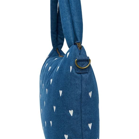 STUDIO NOOS DENIM DIAPER BAG - PŘEBALOVACÍ TAŠKA | HEARTS DARK BLUE WHITE HEARTS - PŘEBALOVACÍ TAŠKY - KOČÁRKY A PŘÍSLUŠENSTVÍ