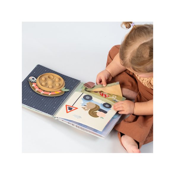 TAF TOYS KNÍŽKA S AKTIVITAMI TINY TRAVELER BUSY BOOK - AKTIVNÍ HRAČKY - PRO DĚTI