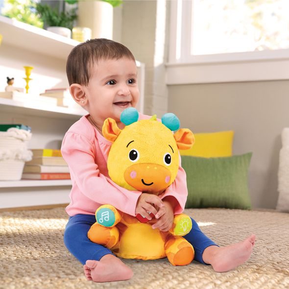 BRIGHT STARTS HRAČKA INTERAKTIVNÍ VZDĚLÁVACÍ CHAT & CUDDLE GIRAFFE™, 6M+ - AKTIVNÍ HRAČKY - PRO DĚTI