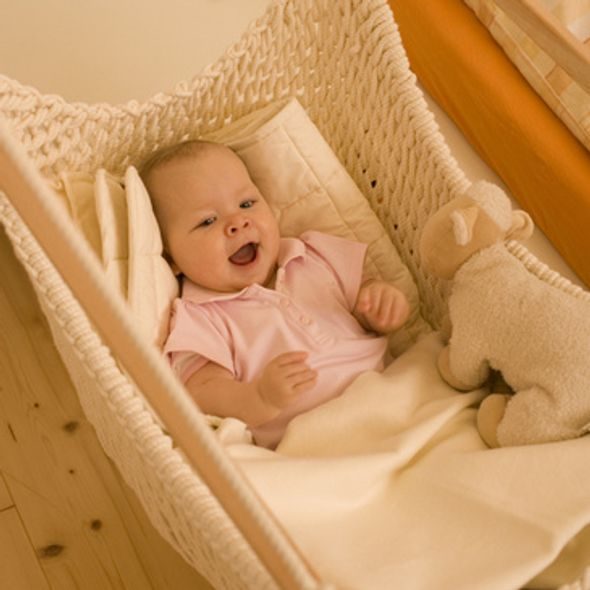 TRAUMSCHWINGER ZÁVĚSNÁ KOLÉBKA PRO MIMINKA SET - KOSMETIKA PRO CELOU RODINU - PRO MAMINKY