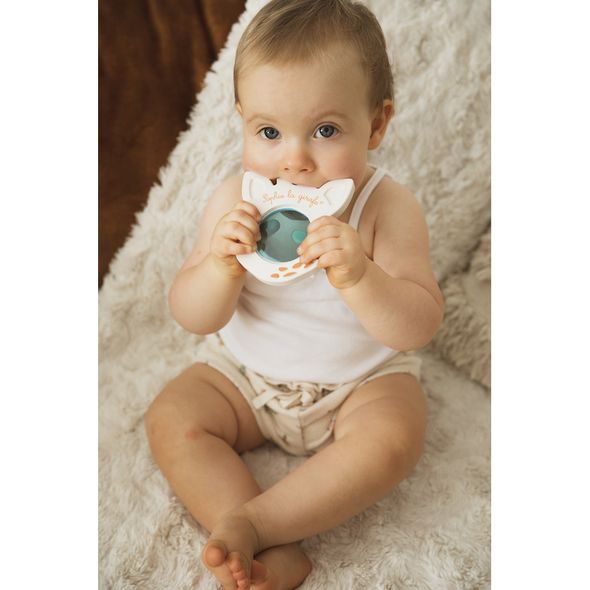 VULLI MAGICKÉ ZRCADLO ŽIRAFA SOPHIE - SENZORICKÉ HRAČKY - PRO DĚTI