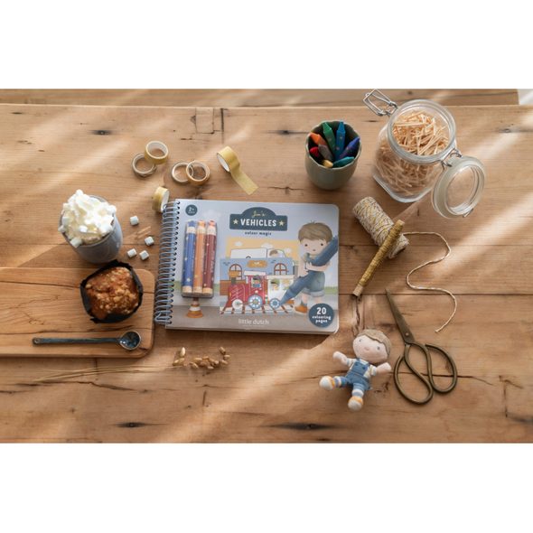 LITTLE DUTCH OMALOVÁNKY S PASTELKAMI DOPRAVA JIM - LITTLE DUTCH - PRO DĚTI