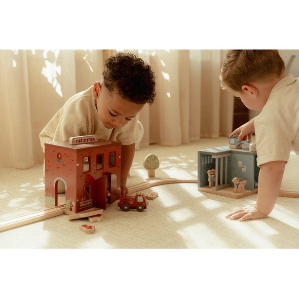 LITTLE DUTCH HASIČSKÁ STANICE DŘEVĚNÁ - LITTLE DUTCH - PRO DĚTI