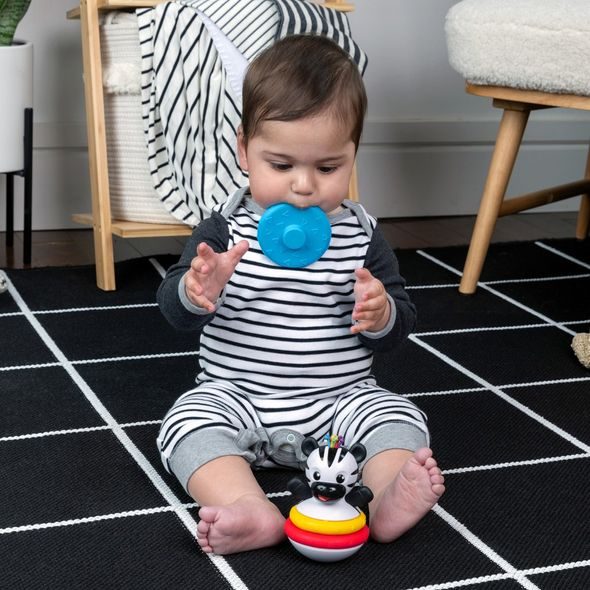BABY EINSTEIN KOUSÁTKO STOHOVACÍ ZEBRA STACK & WOBBLE ZEN™ 3M+ - KOUSÁTKA - PRO DĚTI