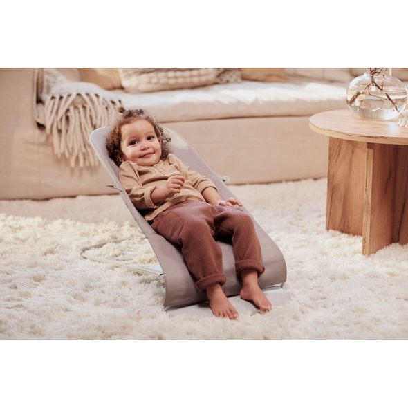 BABYBJORN BABYBJORN LEHÁTKO BLISS SAND GREY WOVEN PETAL, SV.ŠEDÁ KONSTRUKCE - LEHÁTKA A HOUPADLA - SPINKÁNÍ