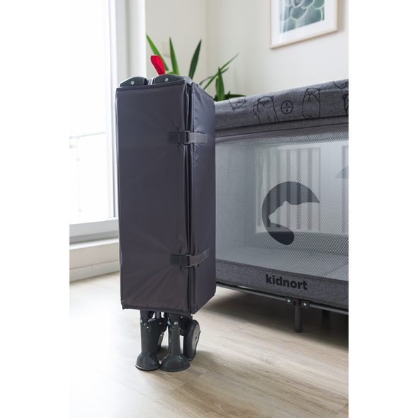KIDNORT CESTOVNÍ POSTÝLKA KIDNORT IHALIG TMAVĚ ŠEDÁ - CESTOVNÍ POSTÝLKY - SPINKÁNÍ
