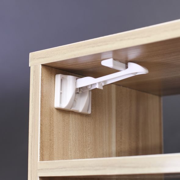 ZOPA ZÁMEK SKŘÍNĚK 2KS - BEZPEČNOST DĚTÍ V DOMÁCNOSTI - KOUPÁNÍ A ZDRAVÍ