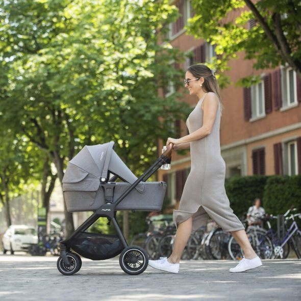 NUNA LYTL™ CARRYCOT HAZELWOOD - KORBIČKY - KOČÁRKY A PŘÍSLUŠENSTVÍ