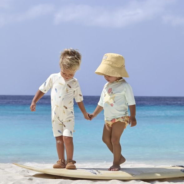 LÄSSIG SPLASH SHORT SLEEVE RASHGUARD FLOWERS SEA FOAM 19-24 MO. - TRIČKA KRÁTKÝ / DLOUHÝ RUKÁV - PRO DĚTI