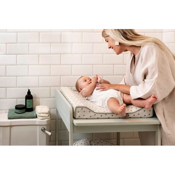 VINTER & BLOOM MEADOW PŘEBALOVACÍ PODLOŽKA SOFT SAND - PŘEBALOVACÍ PODLOŽKY - PŘEBALOVÁNÍ