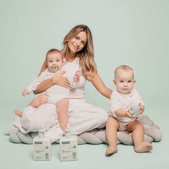 SUAVINEX SUAVINEX| PĚNOVÝ KOUPELOVÝ GEL 500ML NOVINKA´25 - ŠAMPONY A KOSMETIKA - KOUPÁNÍ A ZDRAVÍ