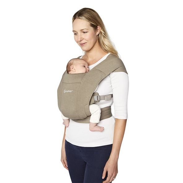 ERGOBABY NOSÍTKO EMBRACE - SOFT KNIT - SOFT OLIVE - ERGONOMICKÁ NOSÍTKA - NOŠENÍ & SPORT