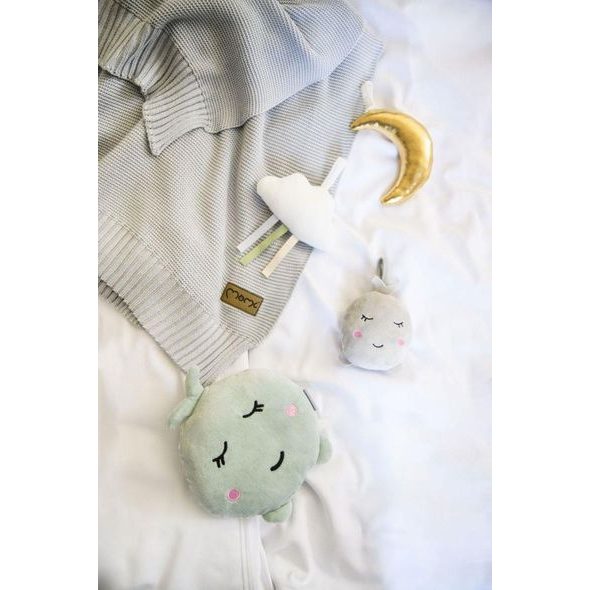 MOMI DĚTSKÁ PLETENÁ DEKA MOMI HUG RŮŽOVÁ - DĚTSKÉ DEKY PRO MIMINKA - SPINKÁNÍ