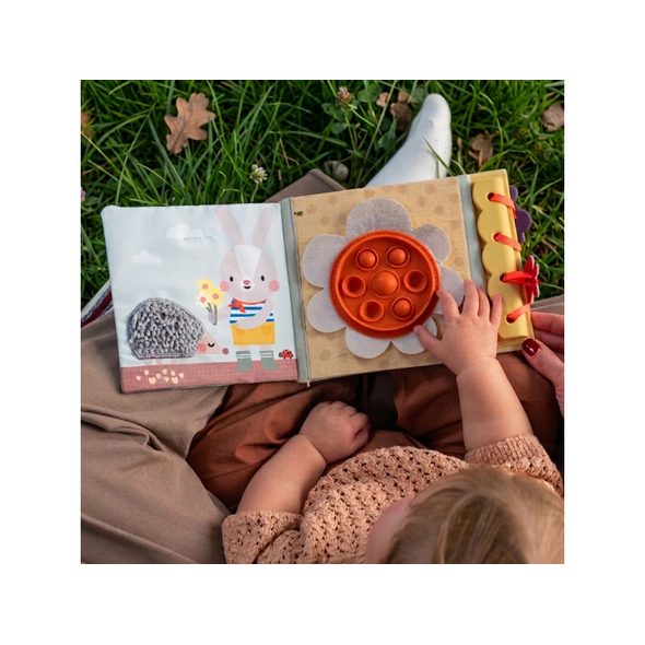 TAF TOYS KNÍŽKA S AKTIVITAMI GARDEN MY 1ST BUSY BOOK - KNÍŽKY PRO NEJMENŠÍ - PRO DĚTI