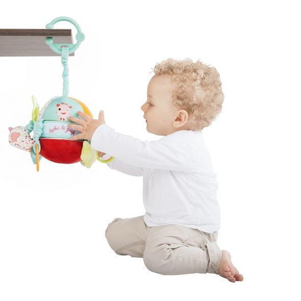 VULLI SVĚT PLNÝ PŘEKVAPENÍ - HRAČKY K ZAVĚŠENÍ - PRO DĚTI