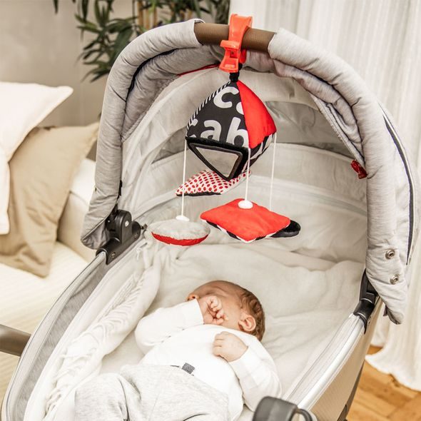 CANPOL BABIES KONTRASTNÍ ZÁVĚSNÁ HRAČKA S KLIPEM SENSORY - HRAČKY K ZAVĚŠENÍ - PRO DĚTI