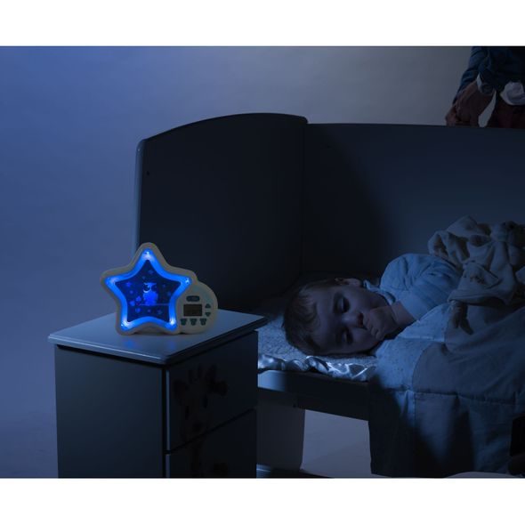 VULLI TIK TAK‘GO – NOČNÍ SVĚTÝLKO A BUDÍK - NOČNÍ SVĚTLA - SPINKÁNÍ