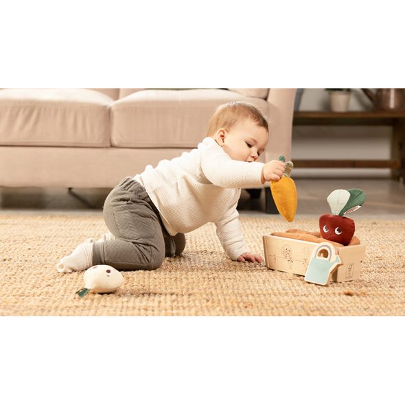 TINY LOVE MOJE PRVNÍ ZAHRÁDKA GARDEN OF ADVENTURES - MALÉ HRAČKY DO RUČIČKY - PRO DĚTI