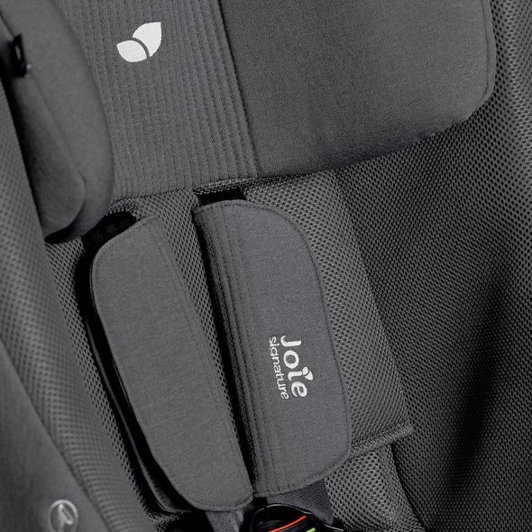 JOIE I-HARBOUR™ E SIGNATURE 2026 EBONY + VLOŽKA - AUTOSEDAČKY 9-18KG - AUTOSEDAČKY A PŘÍSLUŠENSTVÍ