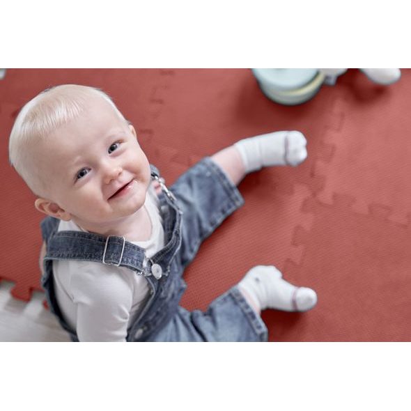 BABY DAN HRACÍ PODLOŽKA PUZZLE WARM ROSE 90X90 CM - HRACÍ PODLOŽKY NA ZEM - SPINKÁNÍ