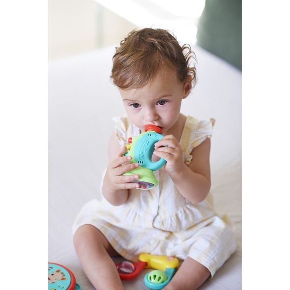 VULLI MŮJ PRVNÍ HUDEBNÍ SET ŽIRAFA SOPHIE - HRAČKY SE ZVUKY - PRO DĚTI