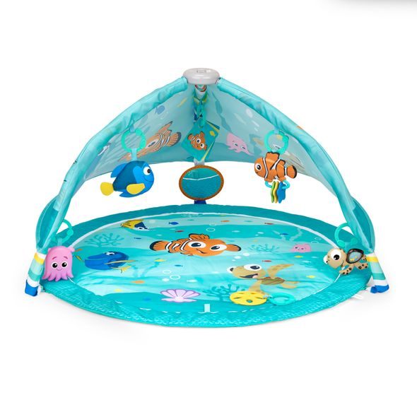 BRIGHT STARTS DEKA HRACÍ PRO ROZVOJ MOTORIKY A SMYSLŮ FINDING NEMO POP 'N WIGGLE™, 0M+ - HRACÍ DEKY - PRO DĚTI