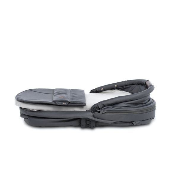 MAST M.6X HLUBOKÝ DÍL - KOALA 2025 - KORBIČKY - KOČÁRKY A PŘÍSLUŠENSTVÍ