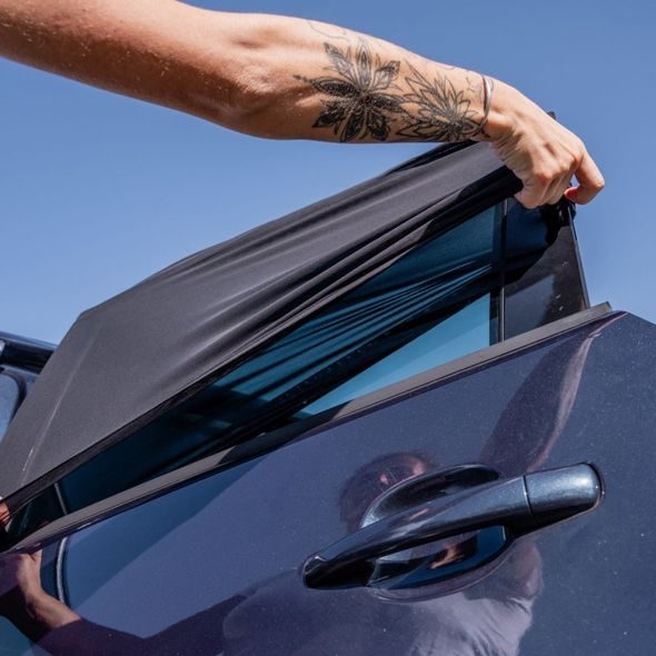 EZIMOOV NAVLÉKACÍ SLUNEČNÍ CLONA EZI SUN SOCKS VEL. S 2KS - SLUNEČNÍKY A CLONY - KOČÁRKY A PŘÍSLUŠENSTVÍ