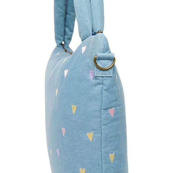 STUDIO NOOS DENIM DIAPER BAG - PŘEBALOVACÍ TAŠKA | HEARTS LIGHT BLUE HEARTS - PŘEBALOVACÍ TAŠKY - KOČÁRKY A PŘÍSLUŠENSTVÍ
