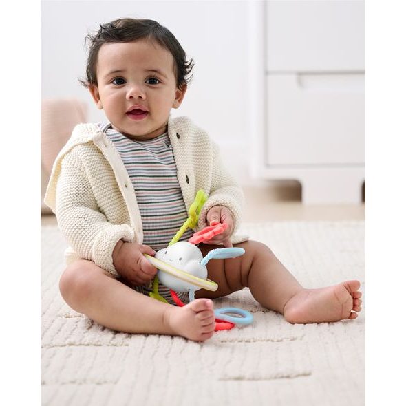SKIP HOP HRAČKA SENZORICKÁ PULL&PLAY SILVER LINING CLOUD 6M+ - HRAČKY SE ZVUKY - PRO DĚTI