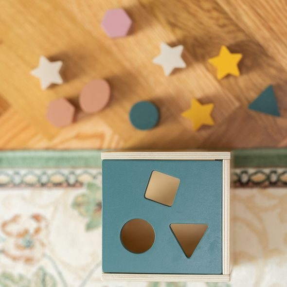 PETITE&MARS HRAČKA DŘEVĚNÁ TŘÍDÍCÍ GRAVITY WOOD OF MARS 12M+ - MOTORICKÉ A HRY - PRO DĚTI