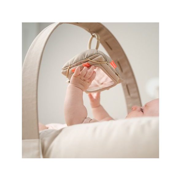 DONE BY DEER DĚTSKÉ KONTRASTNÍ KARTY S DRŽÁKEM - DEER FRIENDS - HRAČKY K ZAVĚŠENÍ - PRO DĚTI