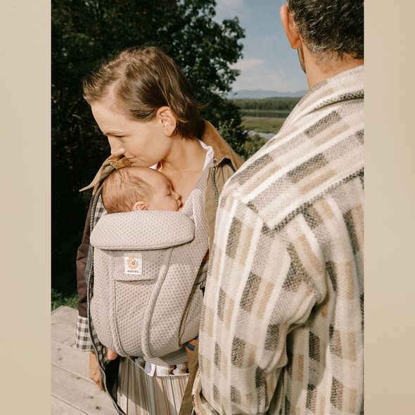 ERGOBABY OMNI DELUXE MESH - PEARL GREY - ERGONOMICKÁ NOSÍTKA - NOŠENÍ & SPORT
