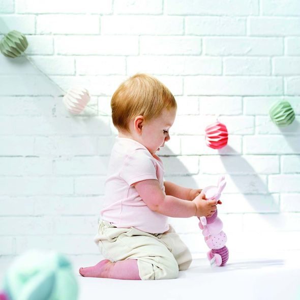 NATTOU HRAČKA HOUSENKA EDUKAČNÍ 4 AKTIVITY LAPIDOU PINK - AKTIVNÍ HRAČKY - PRO DĚTI