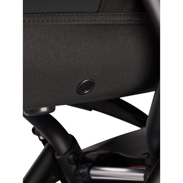 BABYZEN® YOYO² HLUBOKÝ DÍL BLACK - KORBIČKY - KOČÁRKY A PŘÍSLUŠENSTVÍ