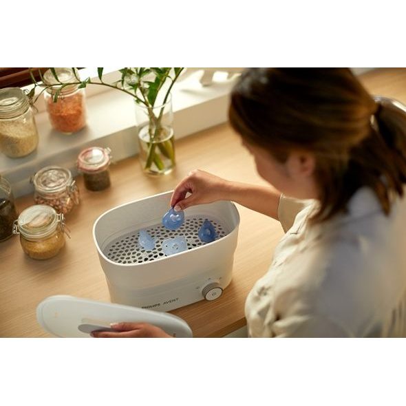 PHILIPS AVENT ŠIDÍTKO SOOTHIE 0-6M DÍVKA 2KS - ŠIDÍTKA A DOPLŇKY - KRMENÍ