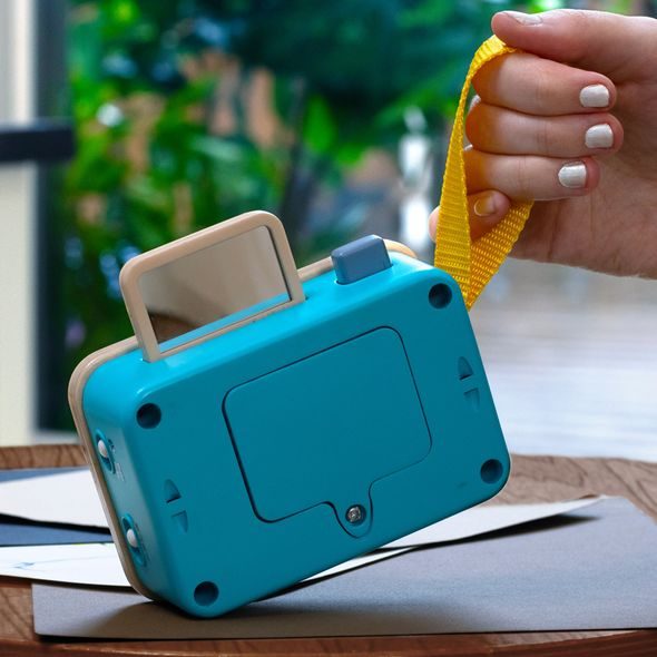 BABY EINSTEIN HRAČKA INTERAKTIVNÍ SE ZVUKEM FOTOAPARÁT HAPE 6M+ - MOTORICKÉ A HUDEBNÍ - PRO DĚTI