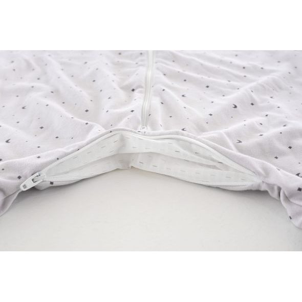 TRÄUMELAND LEHKÝ SPACÍ PYTEL „TO GO“ MOON GRAU 74 - SPACÍ PYTLE - SPINKÁNÍ