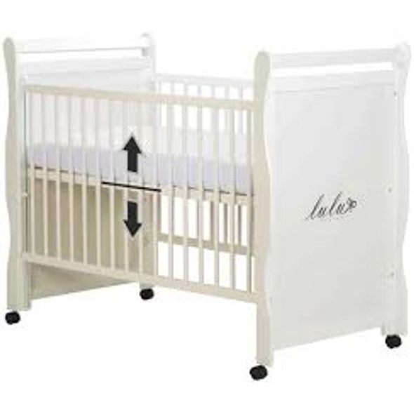 LULU DESIGN POSTÝLKA Z PŘÍRODNÍHO BOROVICOVÉHO DŘEVA 124 X 66CM  - DŘEVĚNÉ POSTÝLKY - SPINKÁNÍ